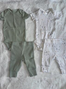 2 carters ribbed baby outfits